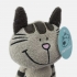 Gato de peluche gris bordado